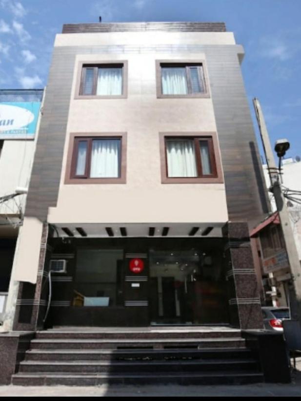 Hotel Silver Palm Zirakpur 外观 照片